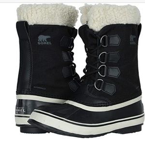 Used SOREL Women's Carnival Boots